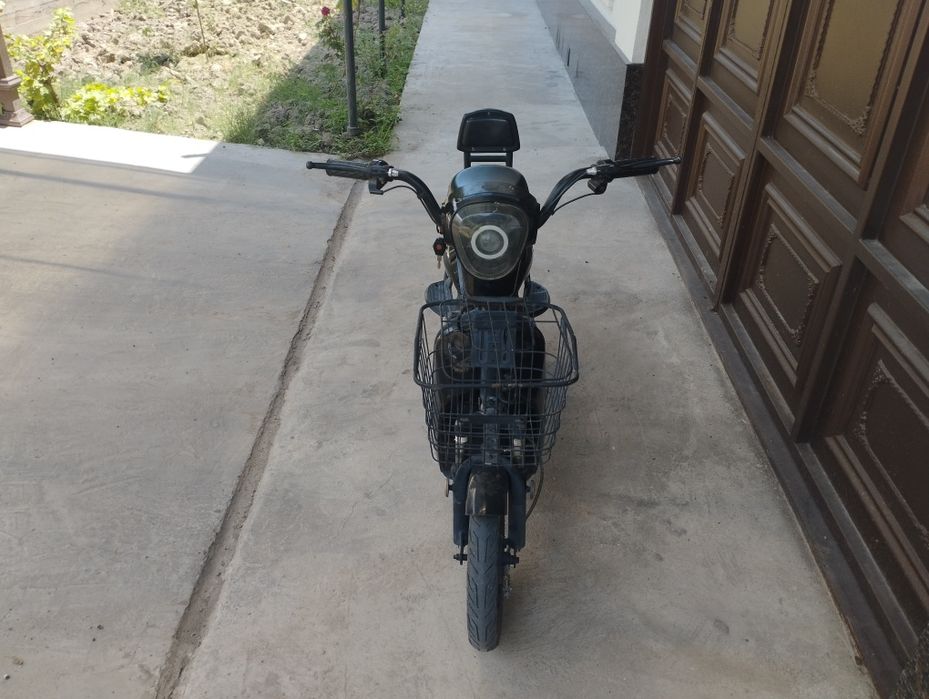 Срочно продам скутер