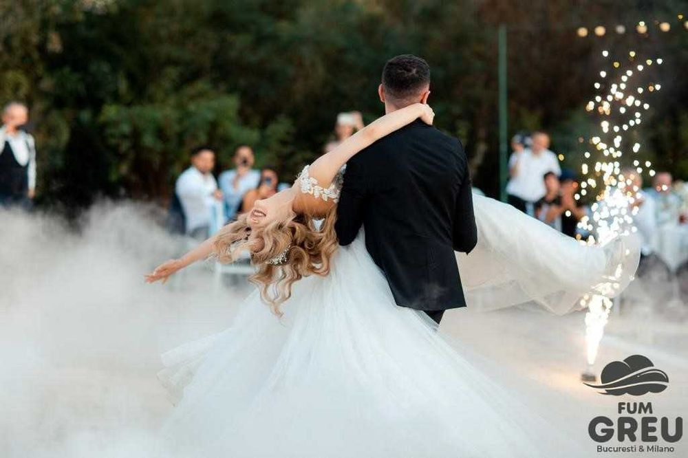 Fum greu nunta Bucuresti | Dansul mirilor pe nori | Gheata carbonica