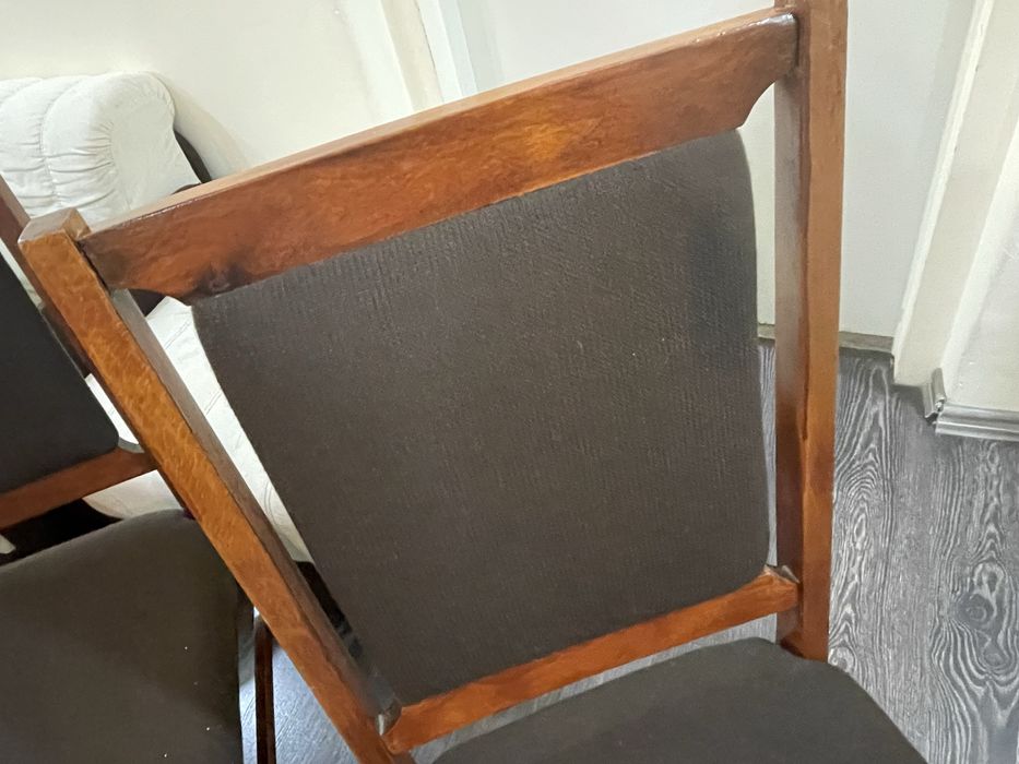 Vand scaune de bucatarie / sufragerie