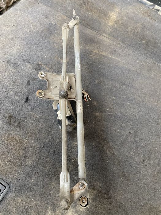 Ansamblu StergatoareMercedes ML W163 Pret 300 lei