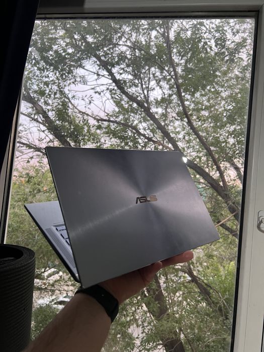Продам ноутбук ASUS ультрабук