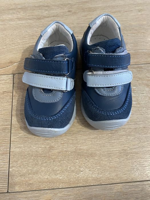 Прохождащи обувки Ponki от естествена кожа