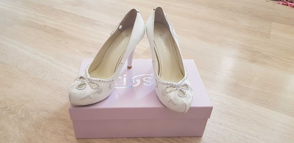 Продается шикарные туфли