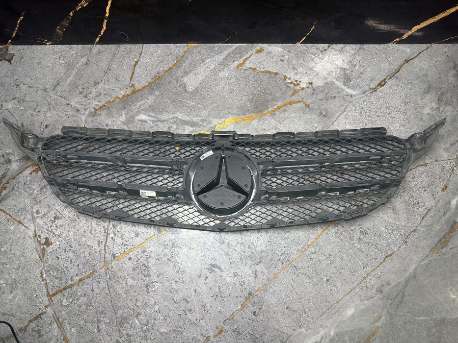 “ОРИГИНАЛНА” Решетка за Мерцедес Mercedes-Benz “C-class” W205
