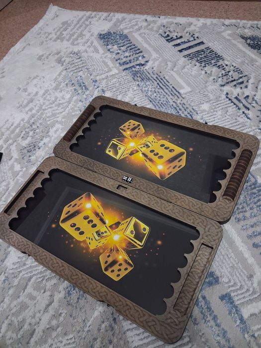 Нарды размер 50 на 50 см.