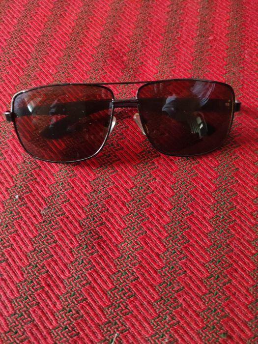 Ochelari de soare, model diferite, lentile cu diferite filtre