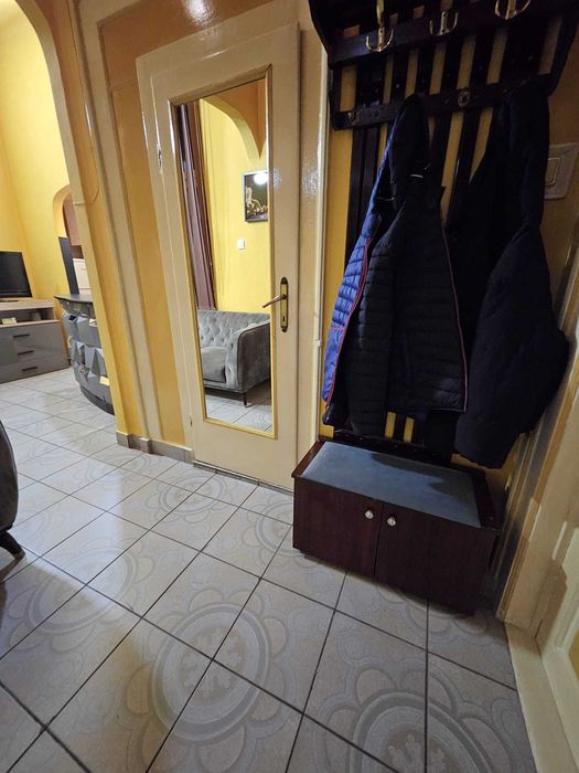 Proprietar: Ap. 2 camere- Ultracentral Arad, Etaj 1-mobilat si utillat