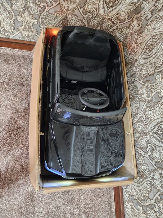 Bolalar uchun moshin. Toyotani kichik varianti.