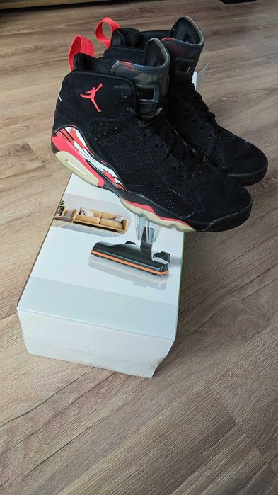 Air Jordan 6 Retro "Black Infrared" (384664-023) – номер 43