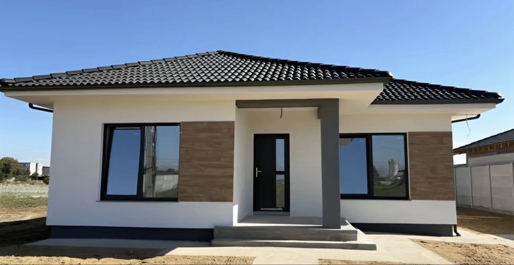 Vand casute pe structura din metal