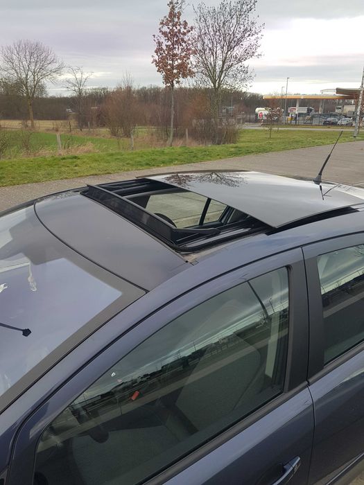 Opel Corsa/1.7 diesel panoramic piele