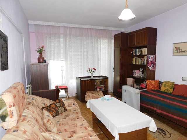 Продава се Двустаен апартамент в Търговище, Център - 58 кв.м за 1275 €/кв.м - Снимка #1