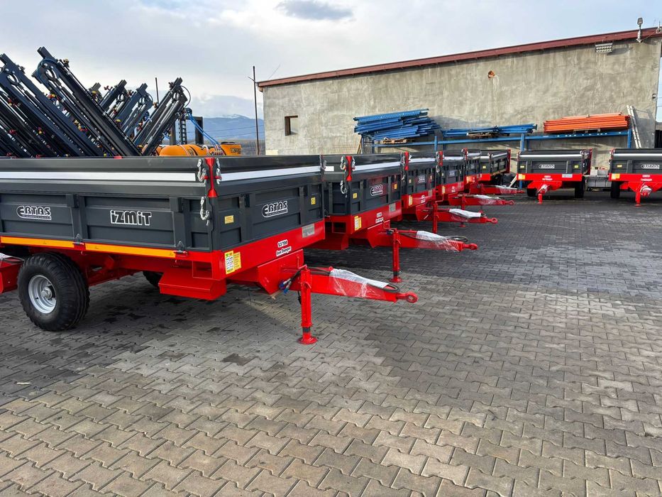 Remorca agricola basculabila 2.5 tone 5 tone 6 tone