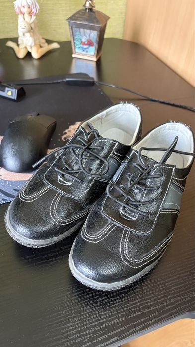 Туфли на мальчика 35рр