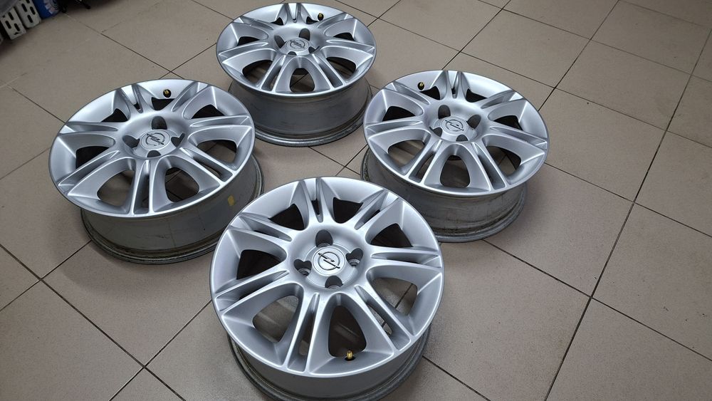 Set 4 jante aliaj R16 4x100 Opel Corsa D ET40 - 800 lei