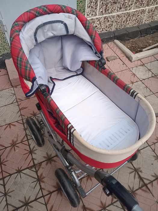 Детская коляска д/у в отличном состоянии