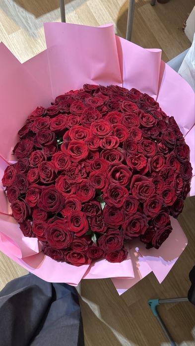 101 красный роза