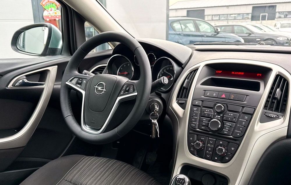 Opel Astra Rate fixe si egale/Garantie/Livrare gratuita la domiciliu