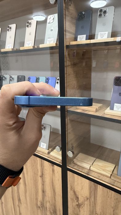 iPhone 13 256