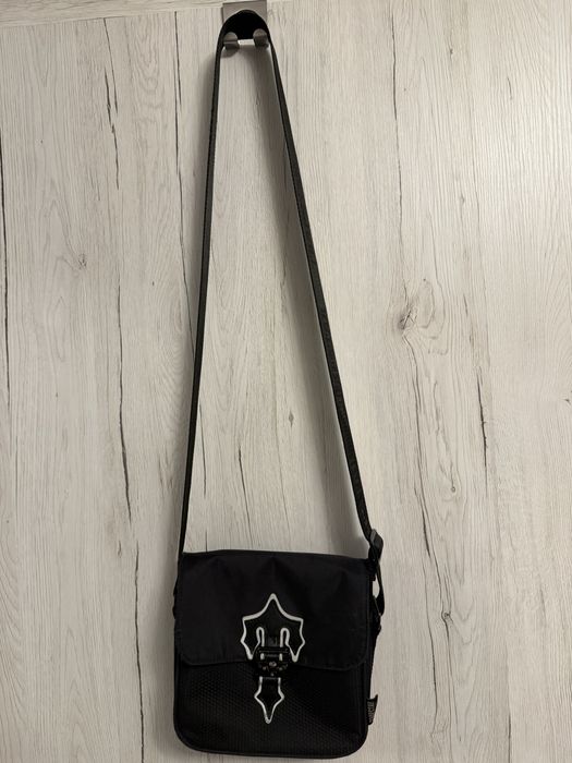 Чантичка Trapstar черна