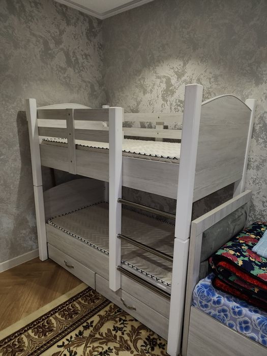 Продаётся 2 этажный кровать