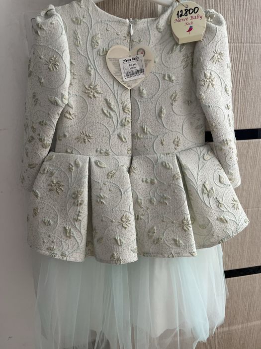 Продам платье на девочку