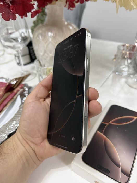 Iphone 16 Pro Max  256 Natural Titanium