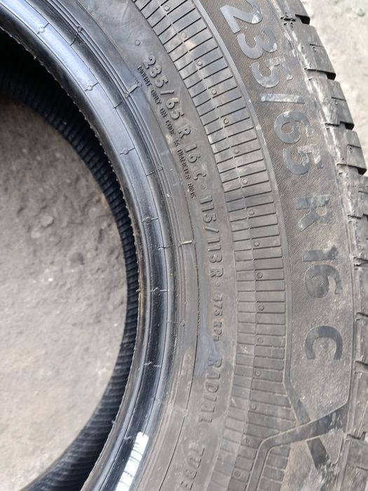 Летни Бусови -2023г./46с.-16цола-235/65-1бр.-190лв."CONTINENTAL"