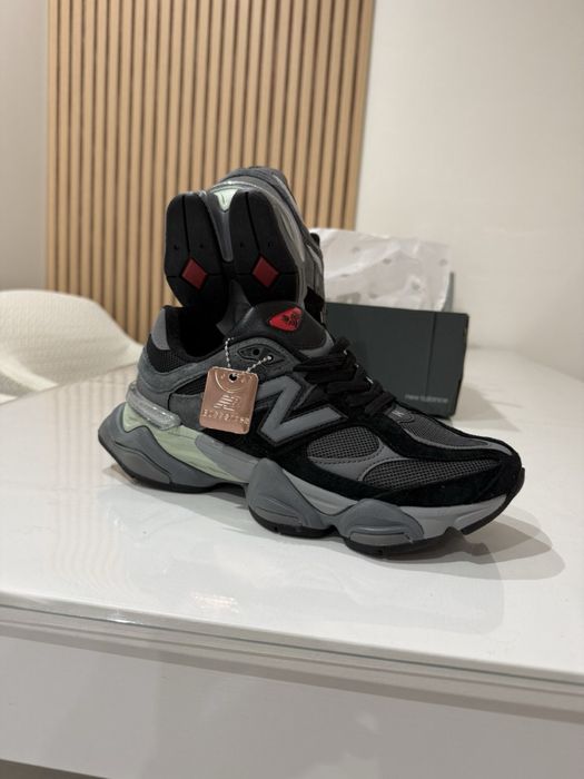 Маратонки New Balance 9060 41.5, 26 см стелка