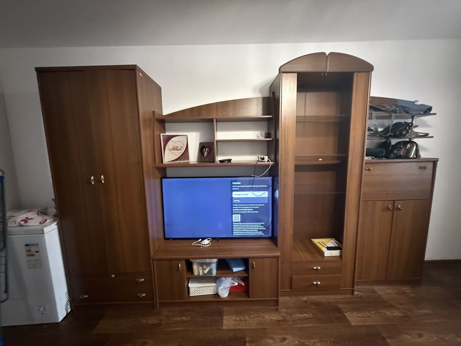 Горка мебель.   .