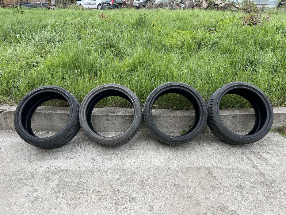 Продавам зимни гуми Pirelli Sottozero 3