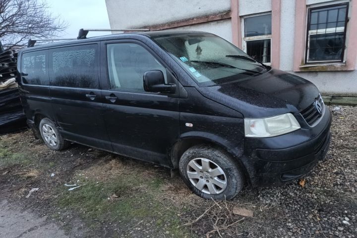Aparatoare / Carenaj noroi spate dreapta Volkswagen VW Transporter T5