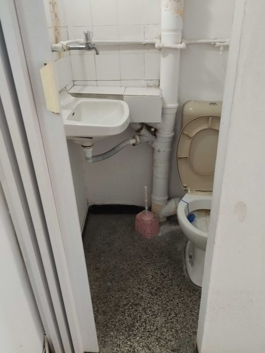 Дава се под наем Офис в Хасково, Център - 15 кв.м за 127.5 € - Снимка #4