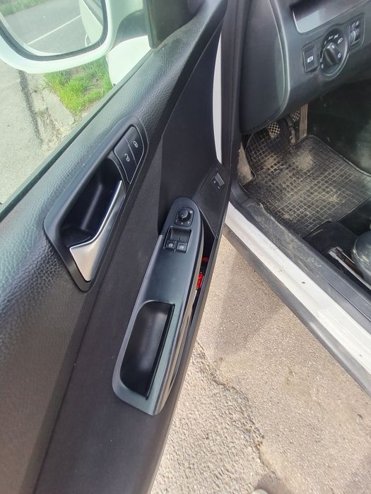 Vand volkswagen passat break,pretul este negociabil