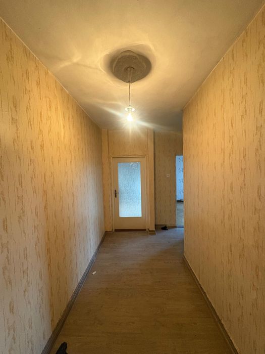 Тристаен Тухлен Апартамент , 2ри етаж , гр. Търговище Център