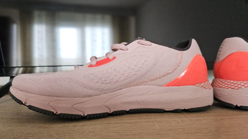 Adidasi Under Armour HOVR marime 38