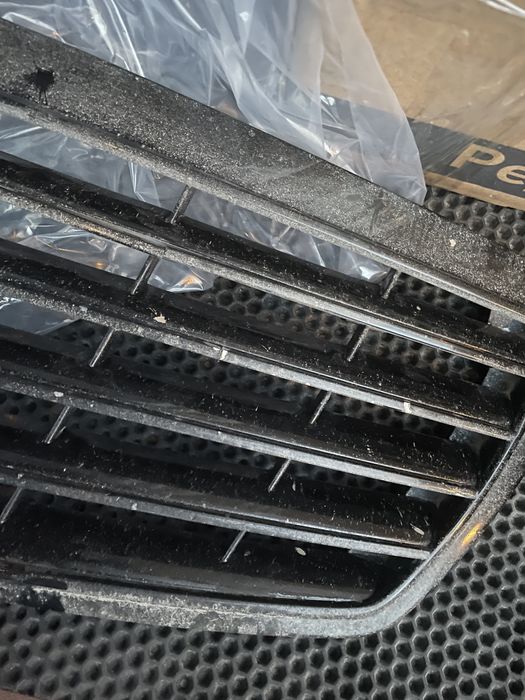 Решетка w211 Mercedes