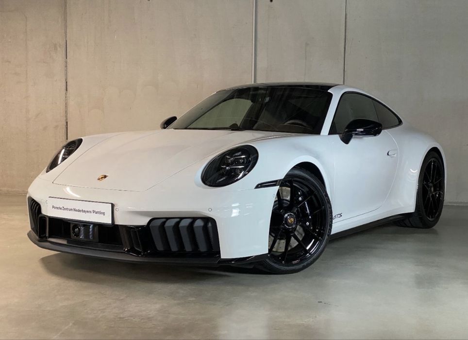 Porsche 911 Carrera 4 GTS 992.2 новый 2026
