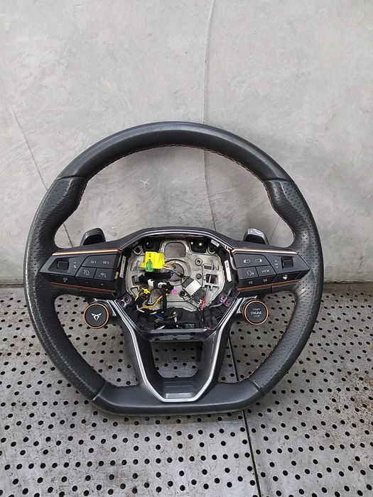 Volan piele in 3 spite cu comenzi,buton start stop,padele acceleratie seat cupra formentor 5fa419091
