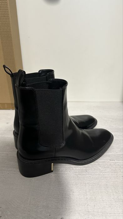 Продам ботинки Zara