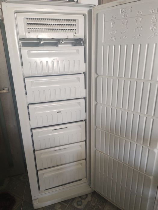 Продается морозильник
