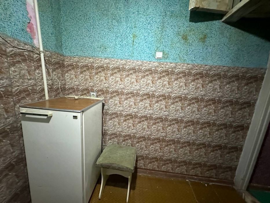 Сдается 1 комнатная квартира 
C обстановкой 
Для семейных