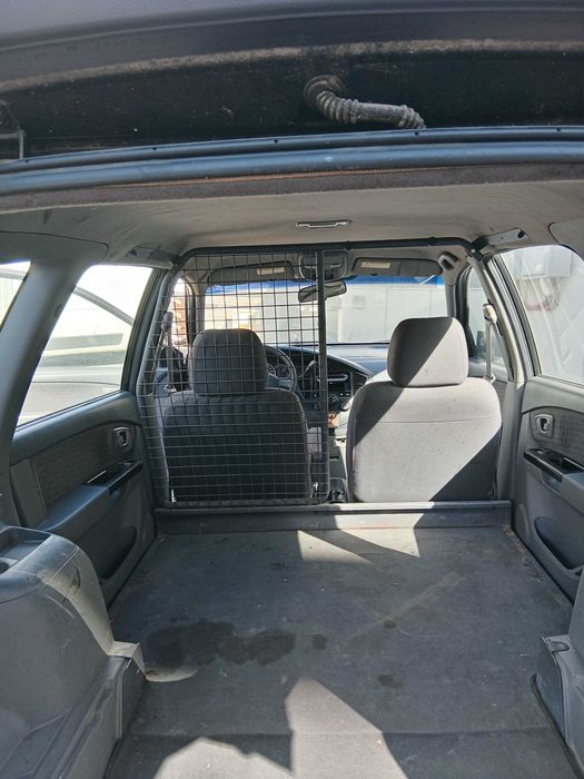 Kia Carens 2006 – Benzină, Automată de Vânzare