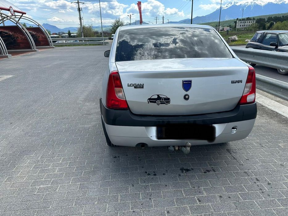 Vand Dacia Logan 2007 123.000 km 1.4 benzina
