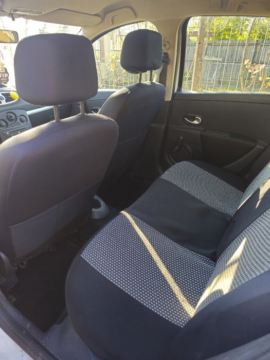 Renault clio 3  2011