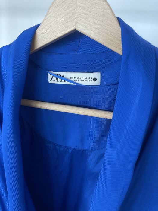 Чисто нова коктейлна рокля ZARA