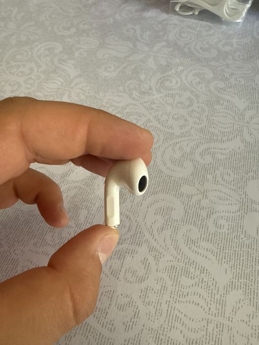 Правый R наушник Airpods 3 Apple
