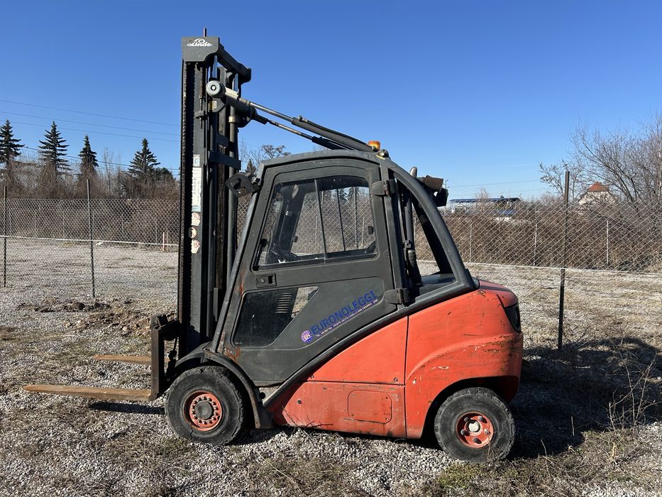Продавам мотокар дизел Линде / Linde H30D обслужен 3тона