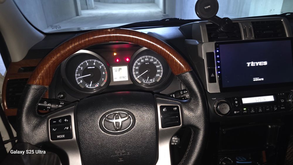 Продается машина Toyota Land Cruiser Prado