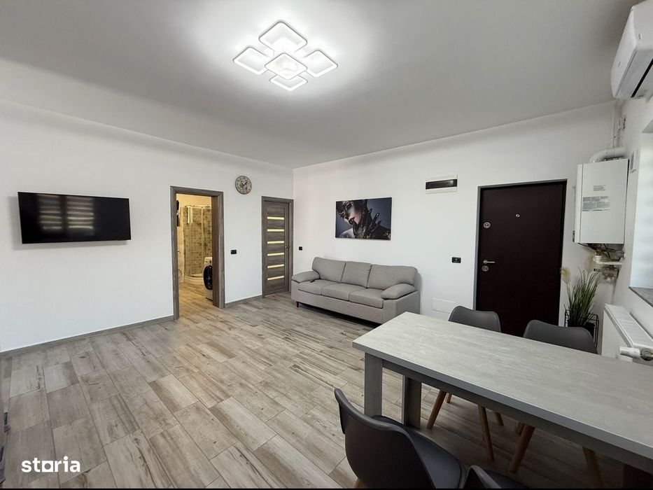 Apartament de 3 camere in bloc nou